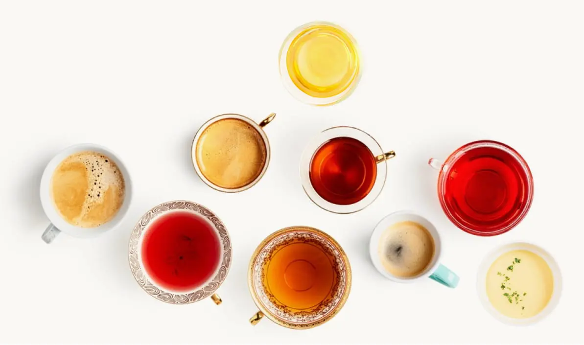 コーヒー・紅茶・スープが並んでいる様子